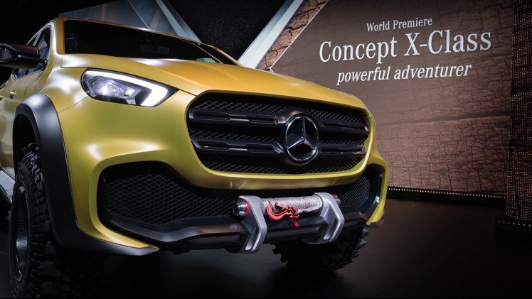 Mercedes toont studiemodel van de X-Klasse, de nieuwe modelreeks voor pick-ups van Mercedes-Benz. Na de presentatie van de Concept X-Klasse start de productie van de pick-up in 2017.