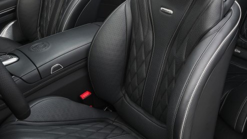 Nieuwe Mercedes-Benz S 63 AMG Coup wordt voorgesteld op de New York Auto Show 2014. Wordt eerst leverbaar met 4MATIC en later als achterwielaangedreven variant. Elk met eigen hardware.
