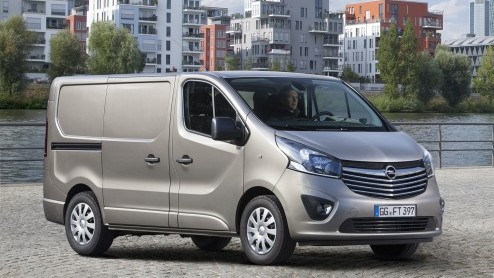 Nieuwe Opel Vivaro introductie. Vanaf de zomer 2014 in Nederland op de markt. Zo'n 22 centimeter langer en veel zuiniger.