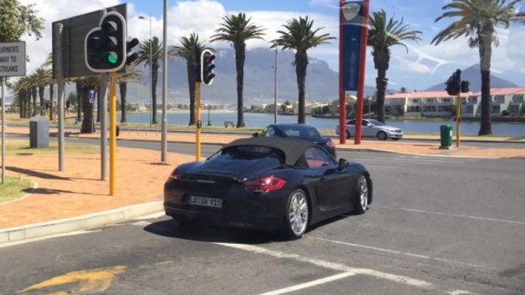 De tweede generatie Porsche Boxster Spyder heeft groen licht gekregen want hij is bevestigd door CEO Martin Winterkorn van de VW Group.