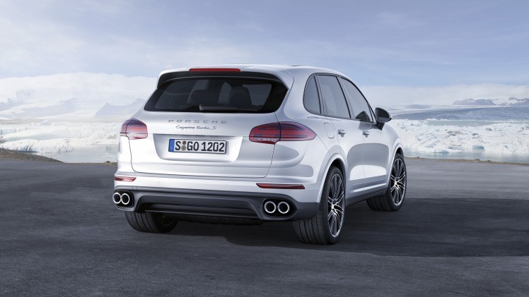 Porsche Cayenne Turbo S beleeft debuut op Detroit Auto Show met 570 pk, 800 Nm en een record rondetijd.