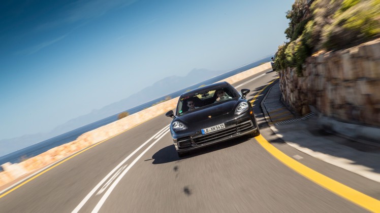 Nieuwe Porsche Panamera wordt in de zomer van 2016 onthuld en krijgt ook nog een variatie in de vorm van de Shooting Brake op basis van de Sport Turismo.