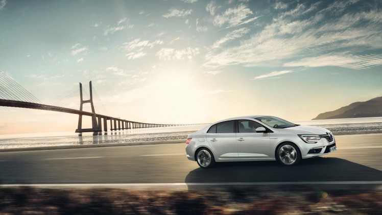 De nieuwe Renault Mgane laat zich nu ook zien als Grand Coup. Het is de chique benaming voor een sedan.