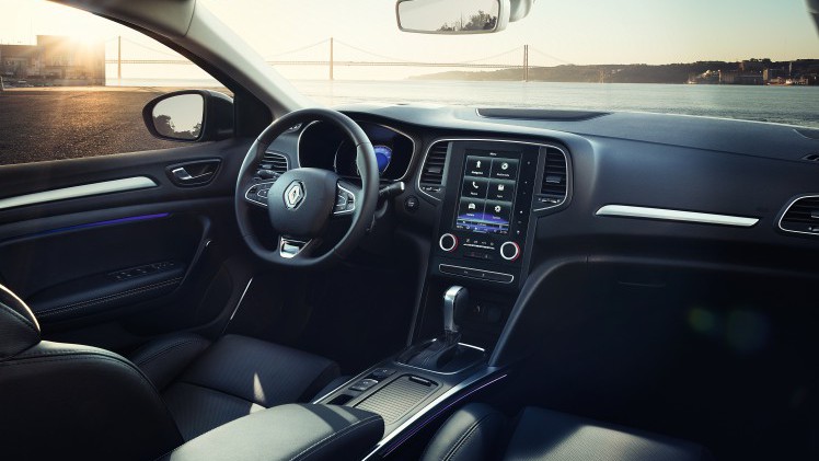 De nieuwe Renault Mgane laat zich nu ook zien als Grand Coup. Het is de chique benaming voor een sedan.