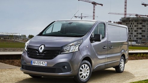 In september arriveert de nieuwe Renault Trafic bij de dealers. De importeur heeft alvast de prijzen bekend gemaakt, die beginnen bij 16.990 euro. Exclusief BTW en BPM, dat wel.