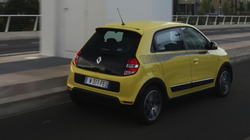 Nieuwe Renault Twingo 2014 autotest, we hebben een rij-impressie van de nieuwe Renault Twingo, gereden in Nantes, Frankrijk tijdens de introductie.