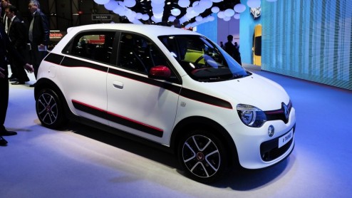 Nieuwe Renault Twingo SCe70 te bestellen vanaf 9990 euro. Voorafgaand aan introductie Twingo Preview bij dealers.