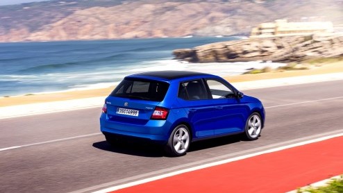 Autotest nieuwe Skoda Fabia 1.2 TSI met 90 pk en 110 pk. Gereden met de nieuwe generatie Fabia in de omgeving van Lissabon.