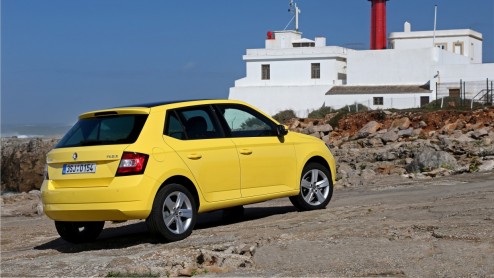 Autotest nieuwe Skoda Fabia 1.2 TSI met 90 pk en 110 pk. Gereden met de nieuwe generatie Fabia in de omgeving van Lissabon.