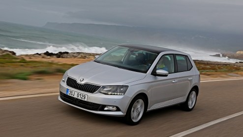 Autotest nieuwe Skoda Fabia 1.2 TSI met 90 pk en 110 pk. Gereden met de nieuwe generatie Fabia in de omgeving van Lissabon.