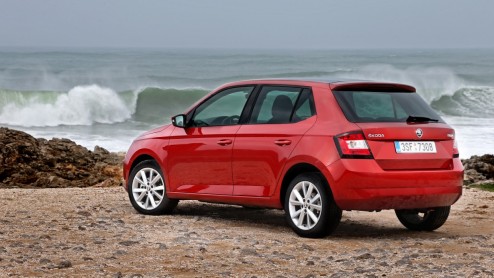 Autotest nieuwe Skoda Fabia 1.2 TSI met 90 pk en 110 pk. Gereden met de nieuwe generatie Fabia in de omgeving van Lissabon.