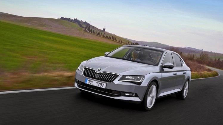 Nieuwe Skoda Superb getest: eerste indruk tijdens de persintroductie in Florence.
