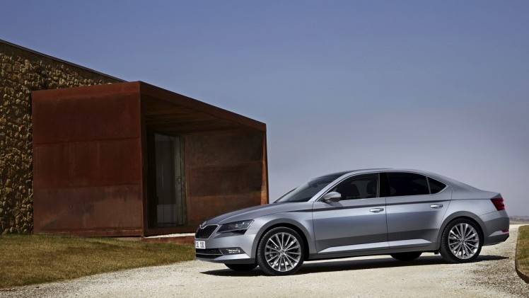 Nieuwe Skoda Superb getest: eerste indruk tijdens de persintroductie in Florence.