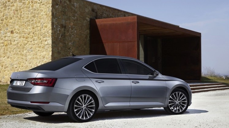 Nieuwe Skoda Superb getest: eerste indruk tijdens de persintroductie in Florence.