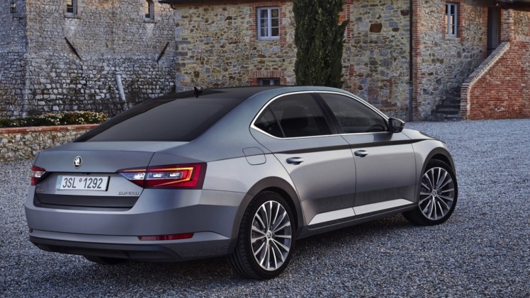 Nieuwe Skoda Superb getest: eerste indruk tijdens de persintroductie in Florence.