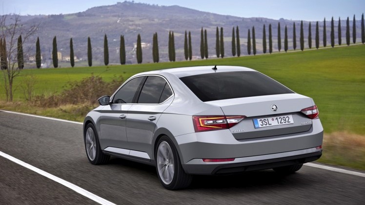 Nieuwe Skoda Superb getest: eerste indruk tijdens de persintroductie in Florence.