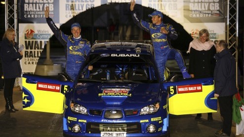 Test nieuwe Subaru WRX STI. We hebben gereden met de Subaru WRX STI Sport Executive met 2,5 liter turbo boxermotor, goed voor 300 pk en meer dan 400 Nm.