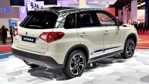 Suzuki heeft in Parijs de nieuwe Vitara onthuld. De auto staat eind maart volgend jaar bij de dealers. Dat is exact tien jaar na de introductie van de huidige generatie in 2005.