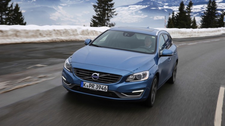 Volvo levert de vierwielaangedreven T6 AWD DRIVE-E motor in de XC60, V60 en S60. De voorwielaangedreven variant is komen te vervallen.