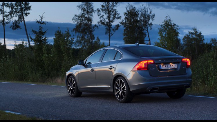 Volvo levert de vierwielaangedreven T6 AWD DRIVE-E motor in de XC60, V60 en S60. De voorwielaangedreven variant is komen te vervallen.