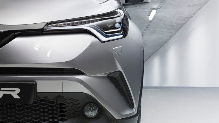 Nieuwe Toyota CH-R hybride crossover gelekt.