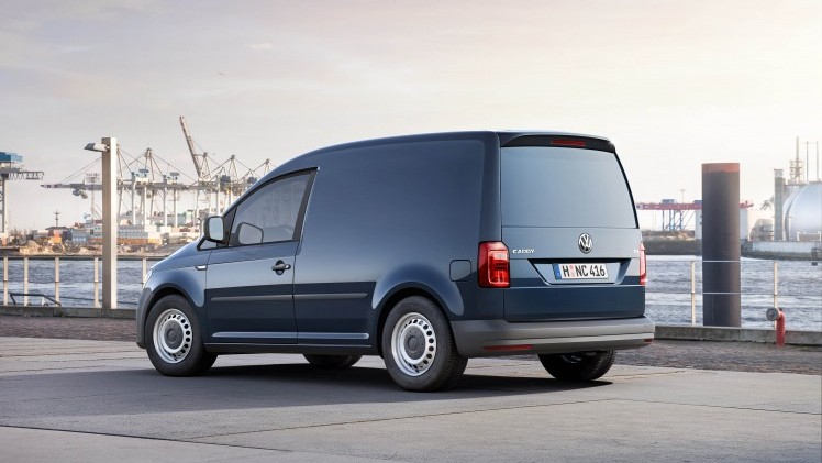 Nieuwe Volkswagen Caddy te bestellen vanaf 12.550 euro en vanaf 13.650 euro in de standaarduitvoering. De populaire bedrijfswagen staat in de zomer bij de dealers.