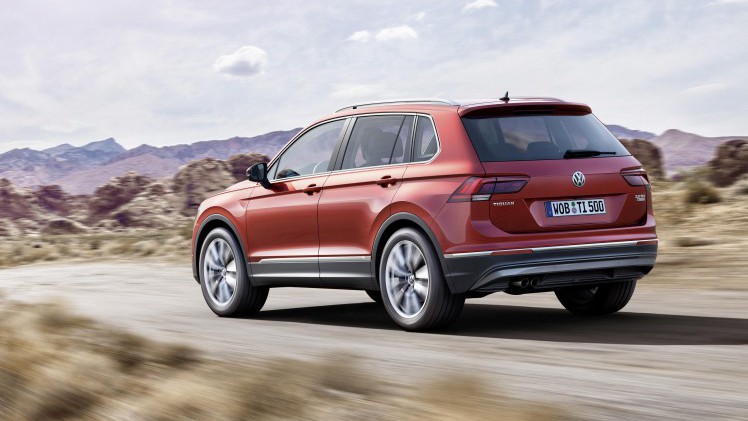 Prijzen en uitvoeringen nieuwe Volkswagen Tiguan bekend. De nieuwe SUV is vanaf mei 2016 in Nederland, ook als Connected Series.
