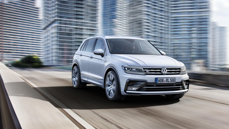 Prijzen en uitvoeringen nieuwe Volkswagen Tiguan bekend. De nieuwe SUV is vanaf mei 2016 in Nederland, ook als Connected Series.