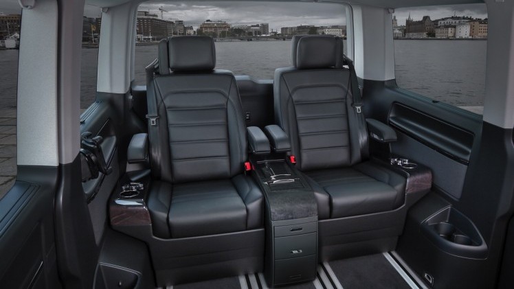 Autotest en rijimpressie van Volkswagen Transporter T6 2.0 TDI 75 kW en Multivan 2.0 TDI 140 kW.