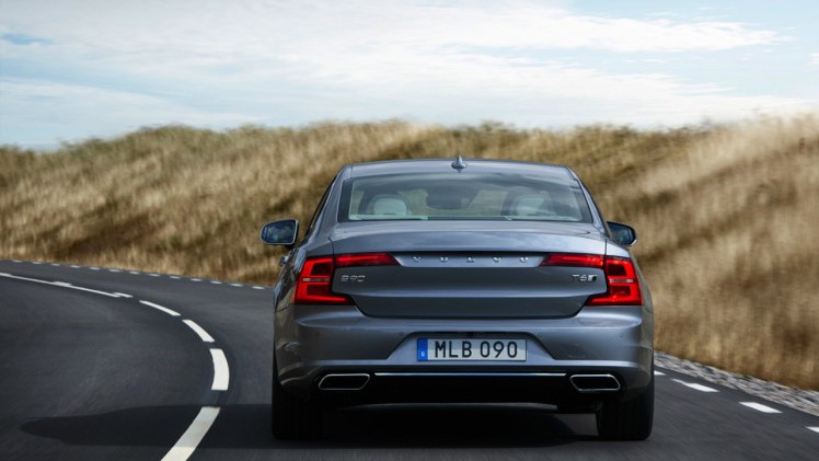 Autotest Volvo S90 T6 en V90 D5 AWD PowerPulse, de nieuwe topmodellen van Volvo waarmee de Zweden het premium en luxe segment betreedt. Klaar voor de Duitsers?