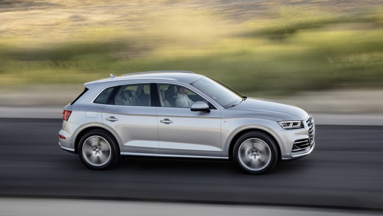 Audi levert de Q5 vanaf nu met een nieuwe instapdiesel, die ook de vanafprijs van de auto flink naar beneden brengt.