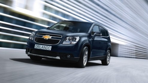 Chevrolet Orlando met visuele update en nieuwe LS-uitvoering klaar voor introductie. Prijzen beginnen nu bij 26.795 euro, inclusief zeven zitplaatsen.