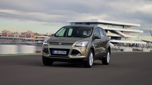 In navolging van de Ford Focus krijgt ook de Kuga de beschikking over een nieuwe generatie motoren. Zo wordt de 1.6 liter turbobenzine alweer vervangen door een nieuwe 1.5 liter Ecoboost.