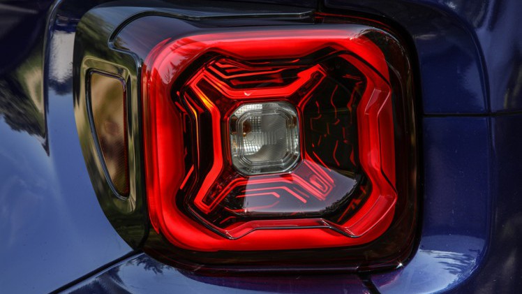 Jeep lanceert twee nieuwe motoren in een licht gefacelifte Renegade