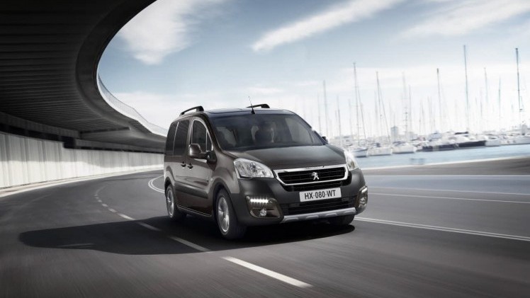Introductie Peugeot Partner Tepee nabij. Begin juni maken we de eerste kilometers, nu de eerste details en uitrusting op een rij.