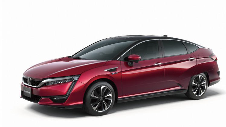 Honda geeft FCX Clarity een vervolg in de vorm van de FCV waterstofauto met brandstofcel. De nieuwe Honda wordt gepresenteerd op de Tokyo Motor Show 2015.