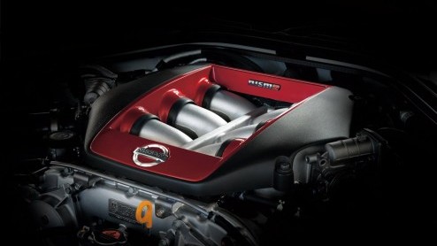 Nissan heeft de GT-R Nismo onthuld. Met een tot 600 pk en 652 Nm getunede 3.8 liter V6 doet de ber GT-R een rondje Nrburgring in slechts 7:08.679.