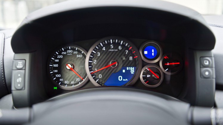 AutoVandaag deed een rijtest met de vernieuwde 2017 Nissan GT-R. Deze keer meer optische dan technische aanpassingen. Hoe pakt dat uit voor de verpletterende GT-R?