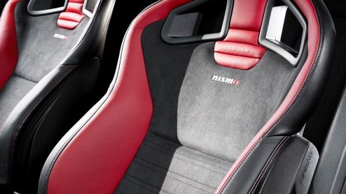 Nissan Juke Nismo nu ook als Nismo RS uitvoering verkrijgbaar. Met 218 pk en een sperdifferentieel is dit de overtreffende trap.