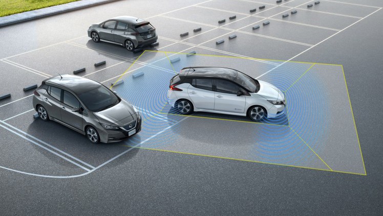 Nissan lanceert op de IAA de tweede generatie Leaf met een grotere actieradius en compleet nieuwe carrosserievorm.