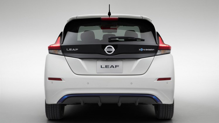 Nissan lanceert op de IAA de tweede generatie Leaf met een grotere actieradius en compleet nieuwe carrosserievorm.