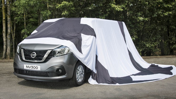 Nissan onthult NV300 tijdens Champions League in Milaan en introduceert de bedrijfswagen tijdens de IAA Hannover in september.