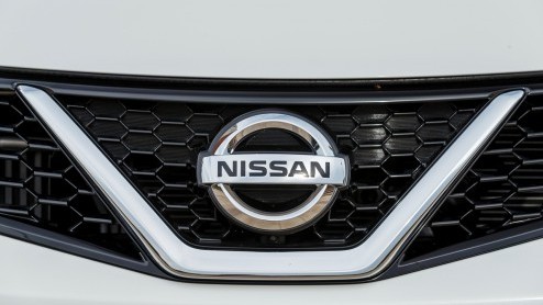 Rijtest nieuwe Nissan Pulsar: het nieuwe, absoluut ruimtewonder van Nissan. We reden de vijfdeurs hatchback in de autotest met de 1.2 DIG-T en de 1.5 dCi 110 diesel.