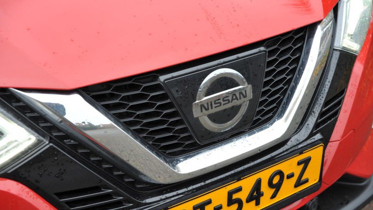 Nissan heeft de succesvolle Qashqai een facelift gegeven. De auto toont stoerder en krijgt elektronische toevoegingen met onder meer ProPilot.