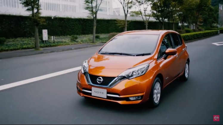 Nadat alles eerder al was uitgelekt, heeft Nissan nu zelf het nieuwe hybridesysteem gepresenteerd, dat inderdaad zal gaan luisteren naar de naam e-Power. Tegelijkertijd krijgt de Note een facelift.