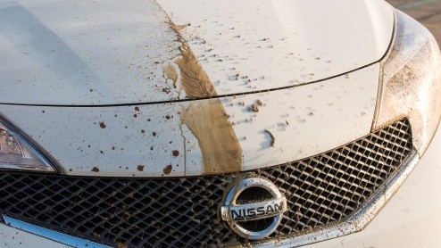 Nissan komt met Ultra-Ever-Dry water- en vuilafstotende lak en zal deze mogelijk in de toekomst als optie aanbieden.