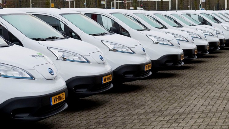 Nissan naar AutoRAI 2015 met LEAF en e-NV200 Evalia.
