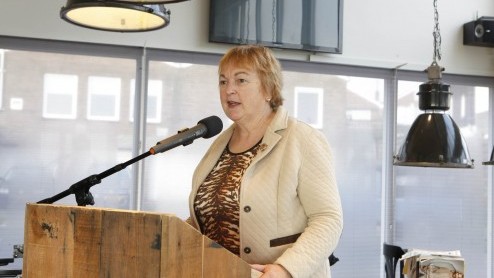 Vloot 100 stuks Nissan Leaf voor autodeelproject Terschelling.
