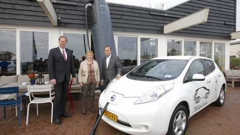 Vloot 100 stuks Nissan Leaf voor autodeelproject Terschelling.