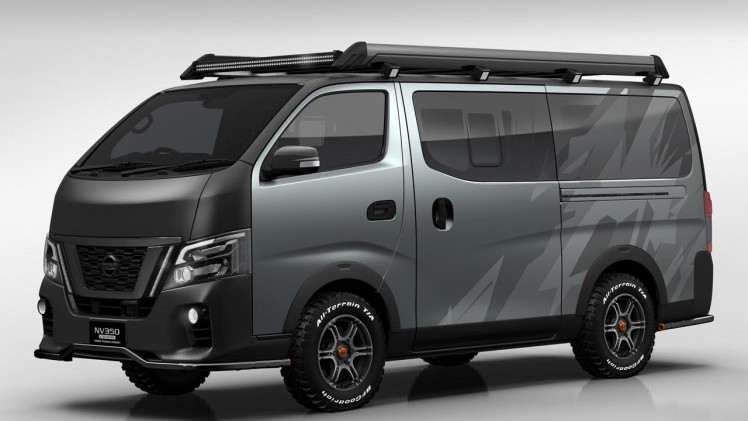 Nissan laat op de Tokyo Auto Salon tal van modellen zien die worden aangekleed met accessoires.